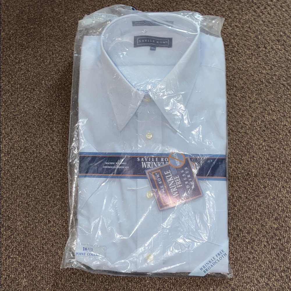 NWT Savile Row Light Blue Wrinkle Free Dress Shirt 16.5 Neck 60/40 Blend